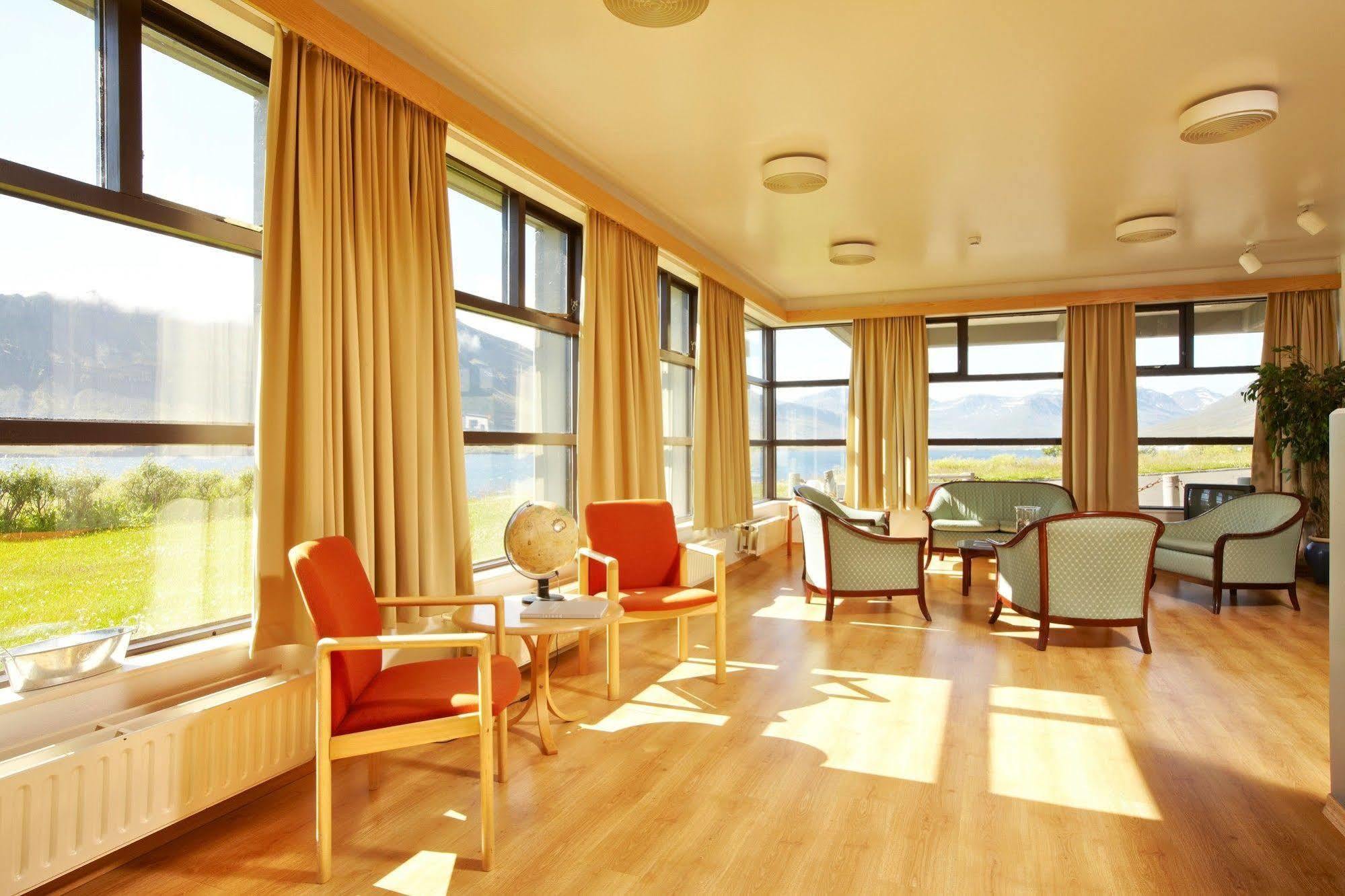Hotel Edda Neskaupstadur Экстерьер фото